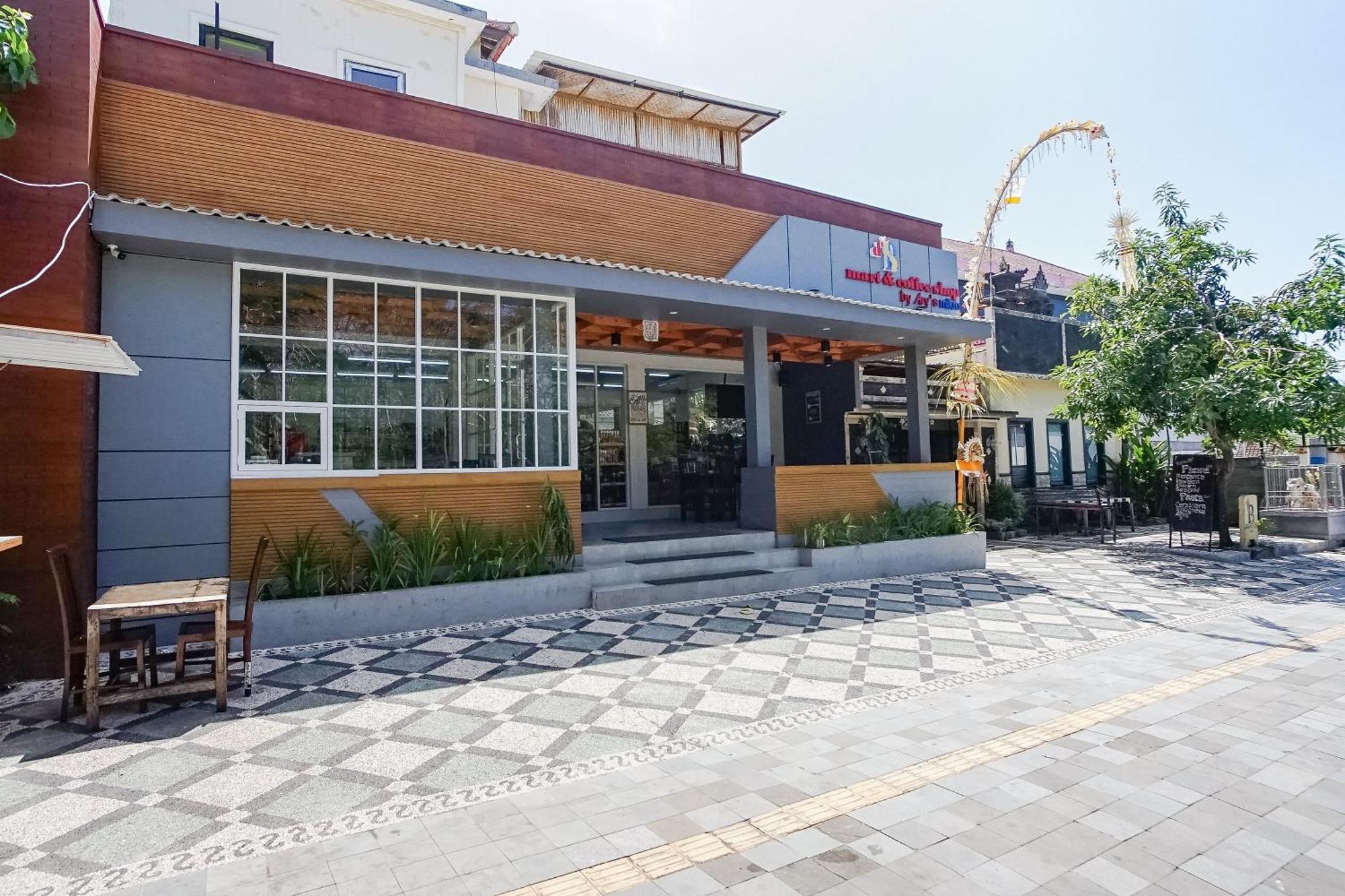 ホテル ラントゥンズ プレイス Kutuh エクステリア 写真
